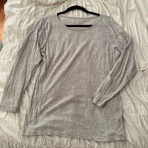 J Crew Light Gray Painter Tee Size Large; Condition: excellent